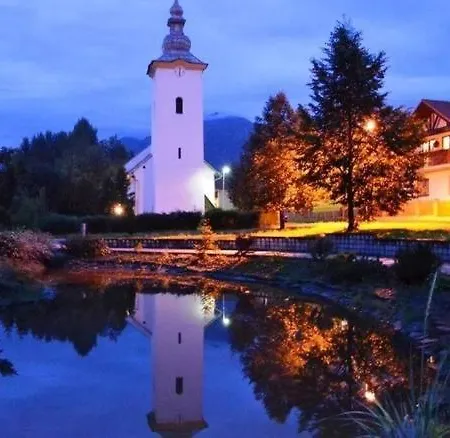 Domcek Pod Tatrami * Nova Lesna